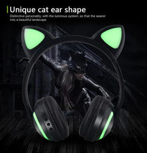 Load image into Gallery viewer, Cat Glowing Bluetooth Headphones
